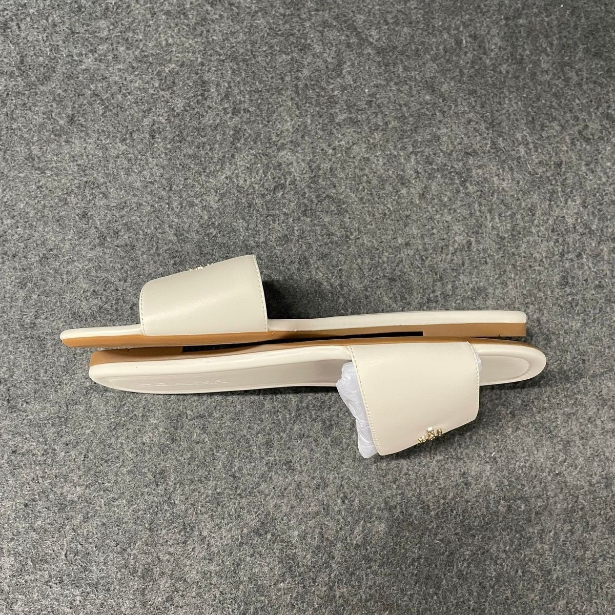 Coach – Set: Lockup leren slide-sandaal & Teri Signature canvas-tas