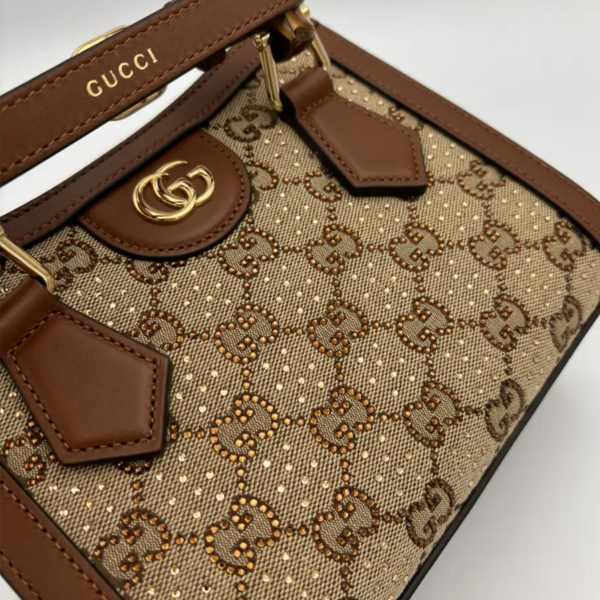 Gucci – Diana Small Tote Bag met Kristallen