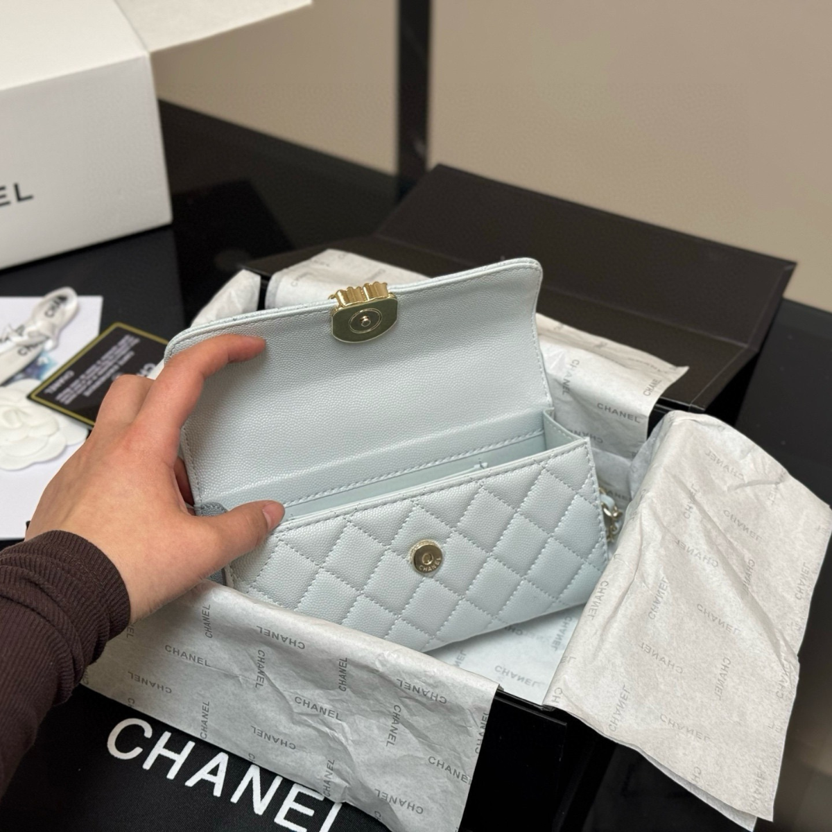 Chanel Classic Flap Tas – Ice Grey