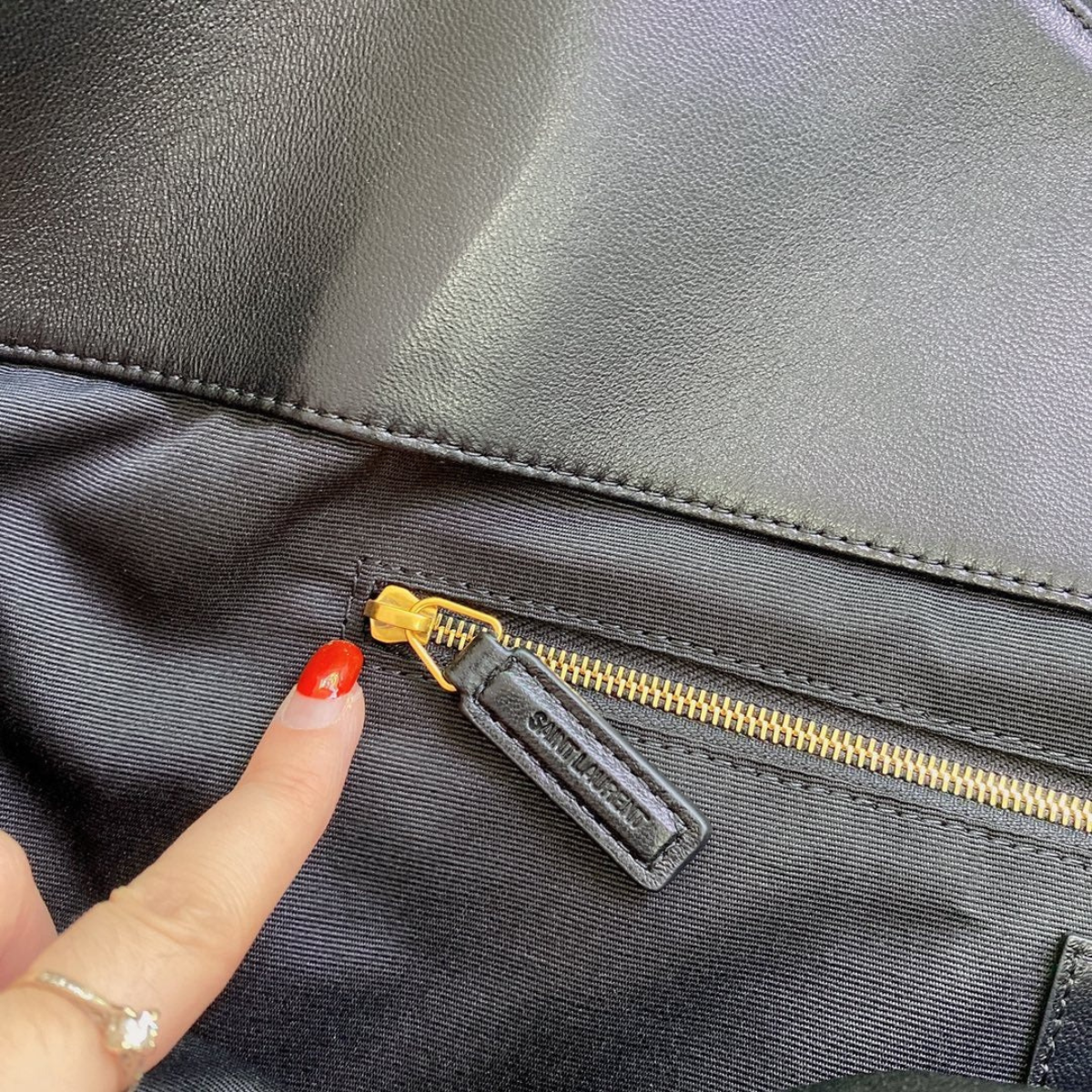 Saint Laurent – Icare-tas in gewatteerd lamsleer