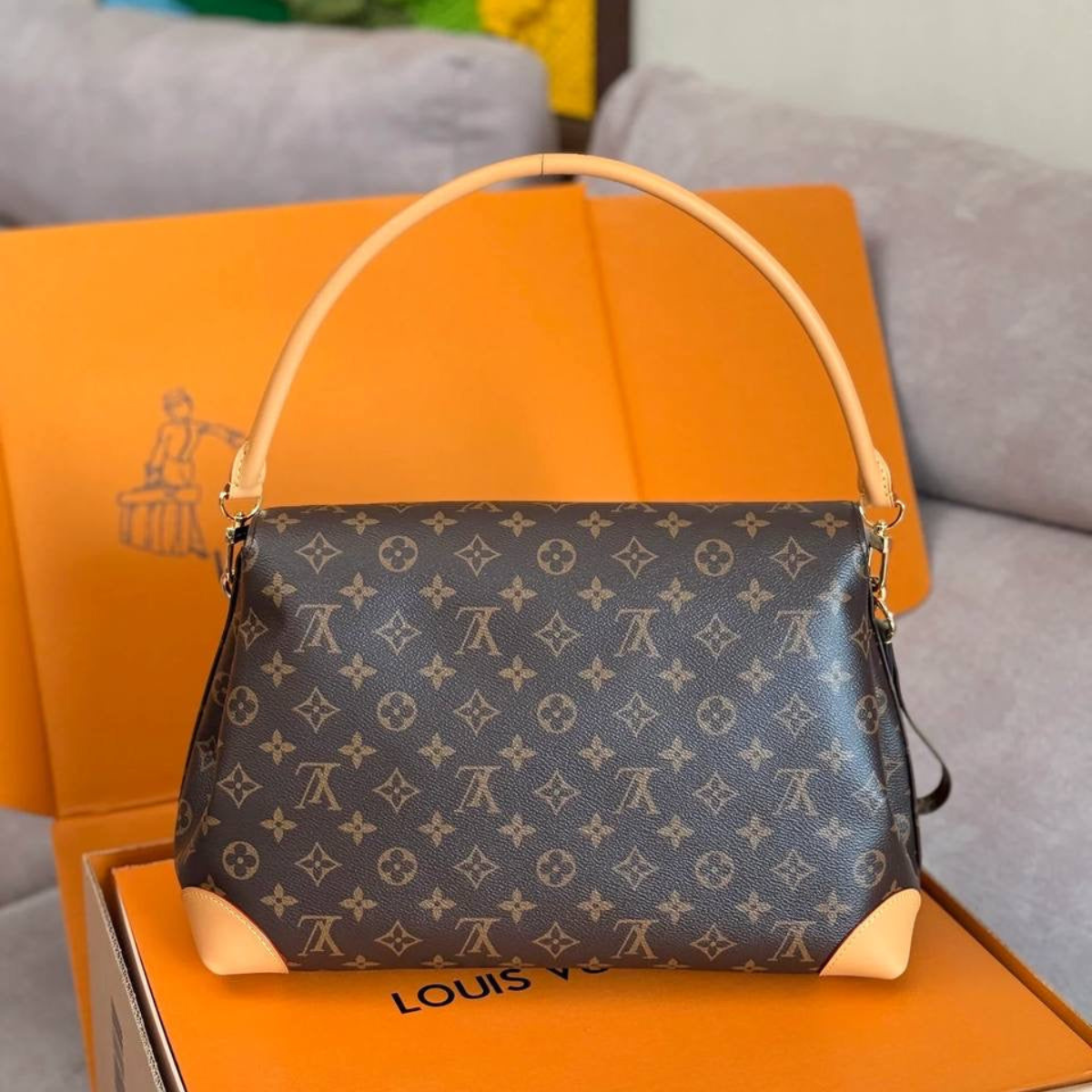 Louis Vuitton – Hide Away MM-tas