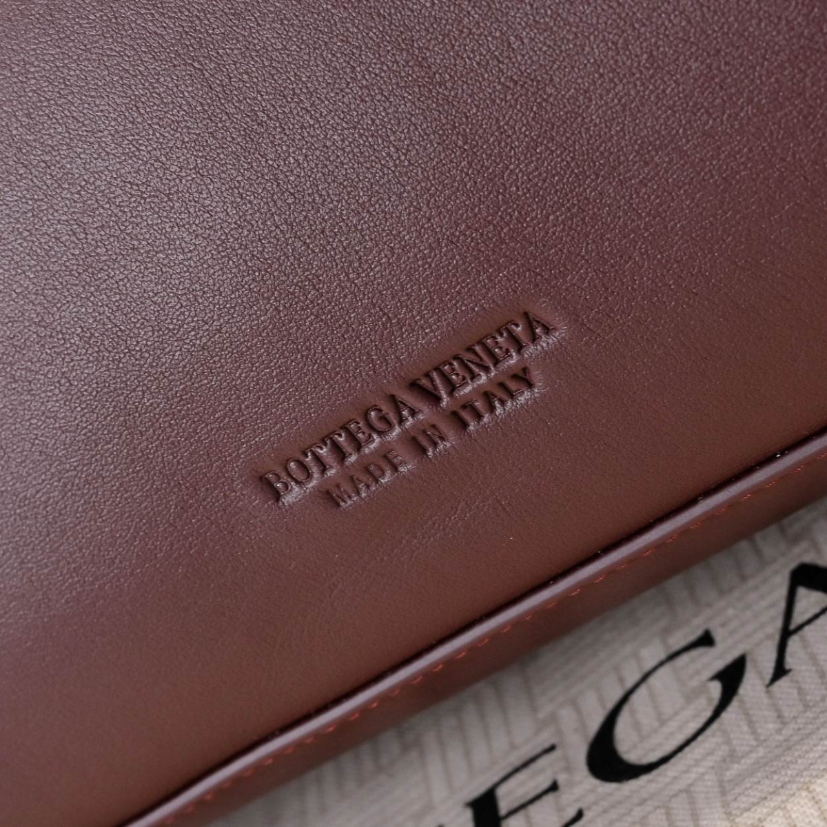 Bottega Veneta Ciao Ciao Barolo