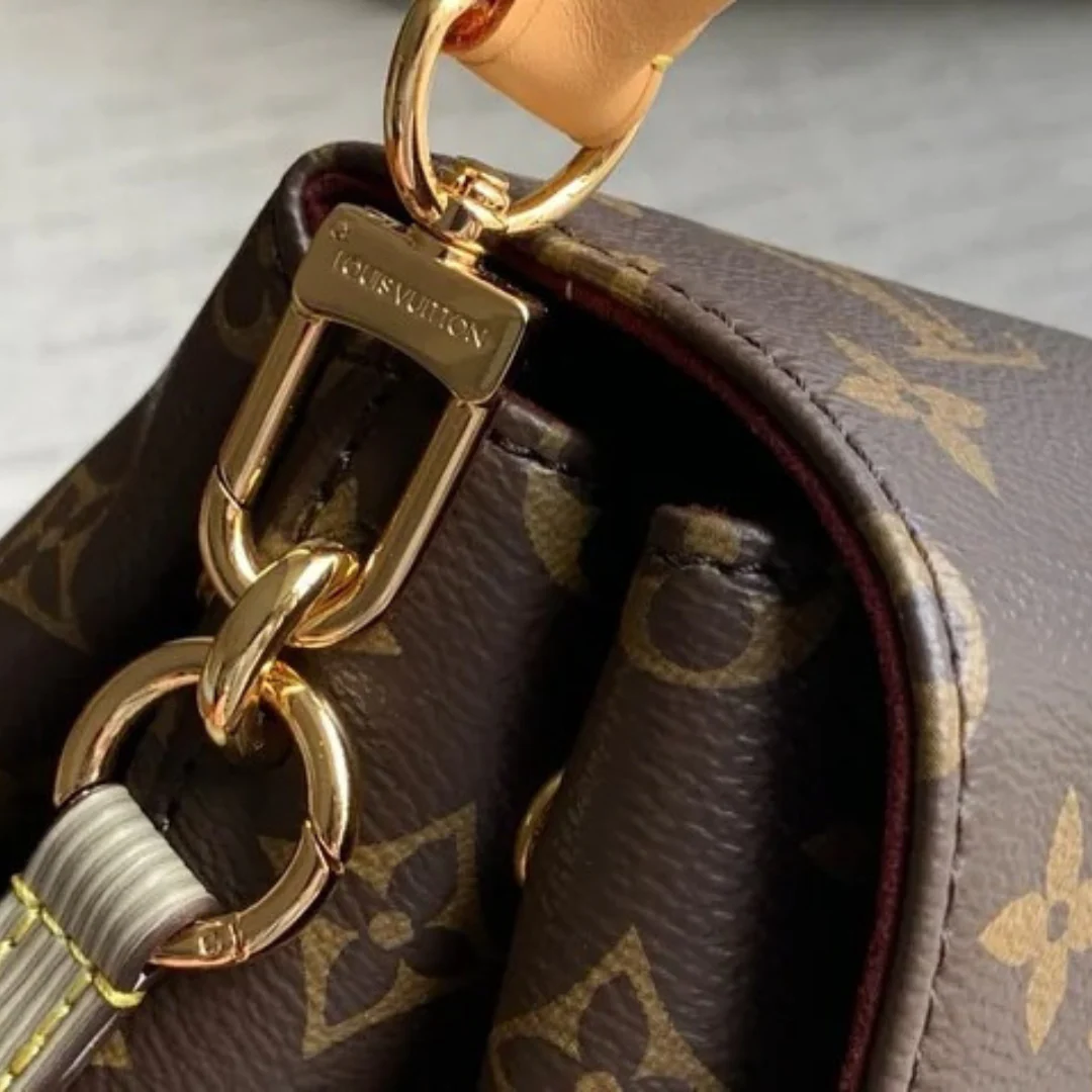 Louis Vuitton – Hide Away MM-tas