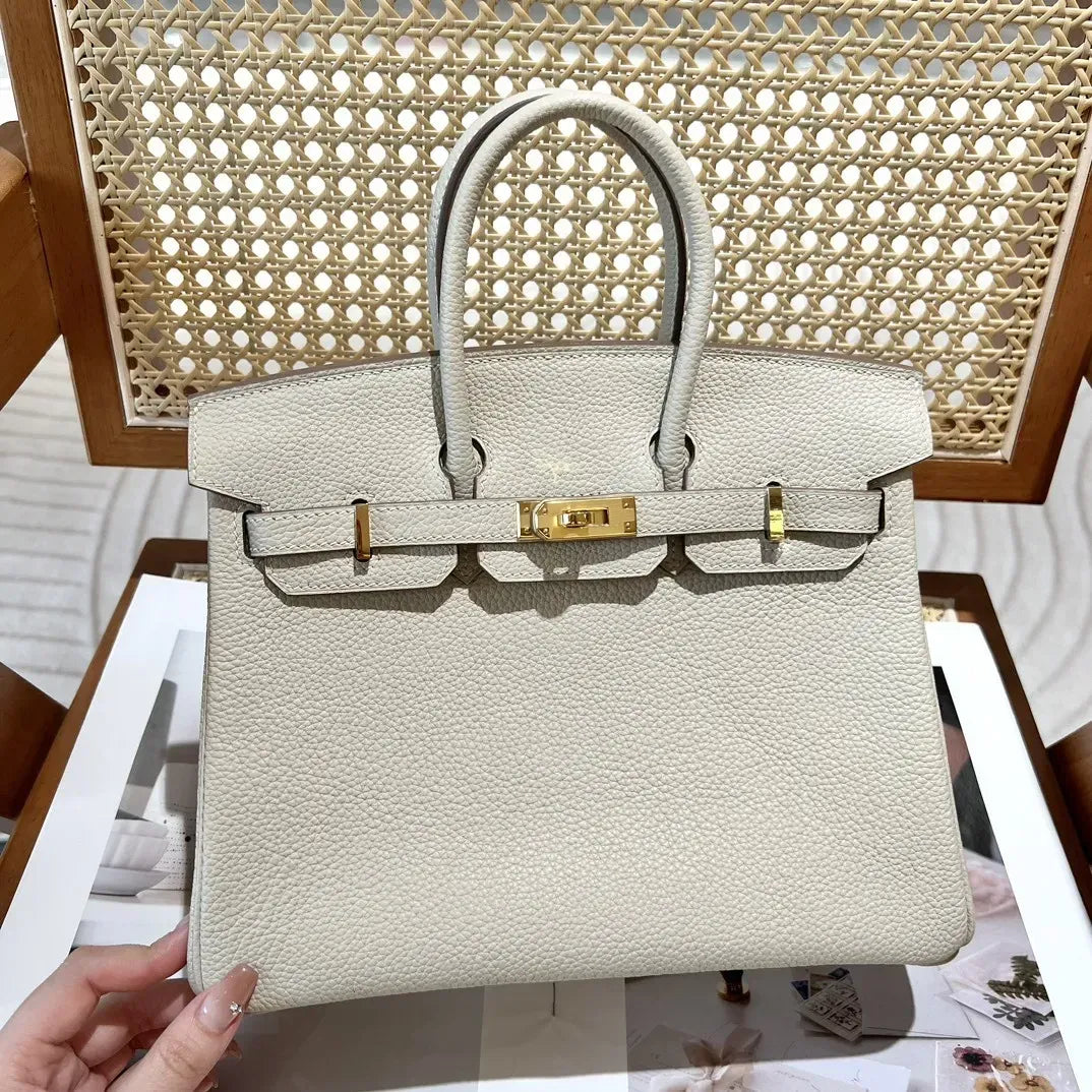 Hermès – Birkin 25 HSS Craie/Gris Tourterelle in Togo-leer met geborsteld goudkleurige hardware