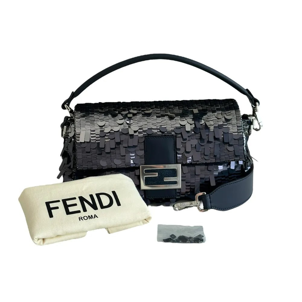 Fendi – Baguette Tas in Blauw Leer met Pailletten