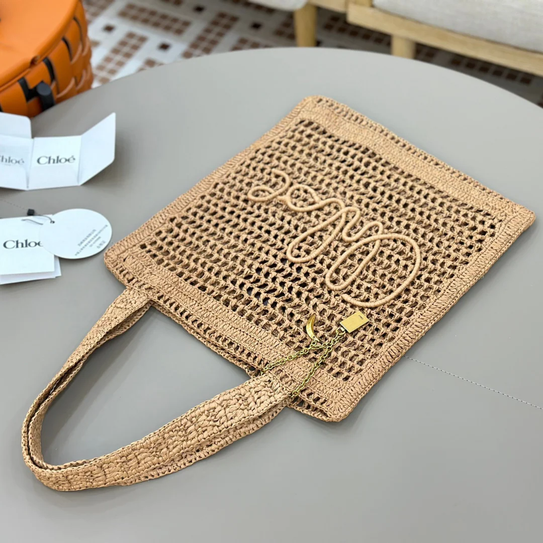 Chloé Summer Banana Tas in Raffia