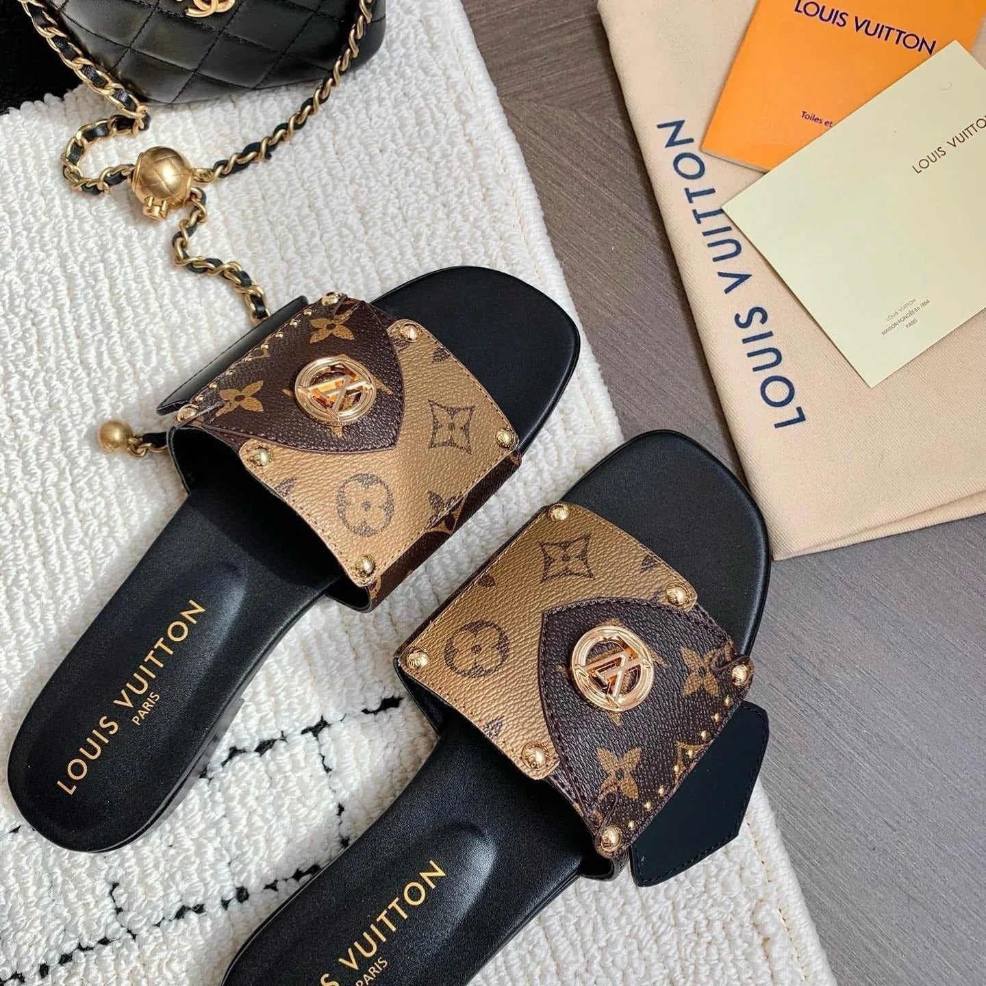Louis Vuitton – LV Frame Mules Marron Cacao leer