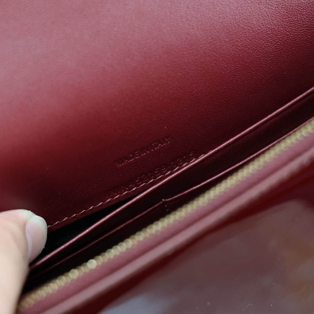 Yves Saint Laurent – Kate Small-tas in lakleer