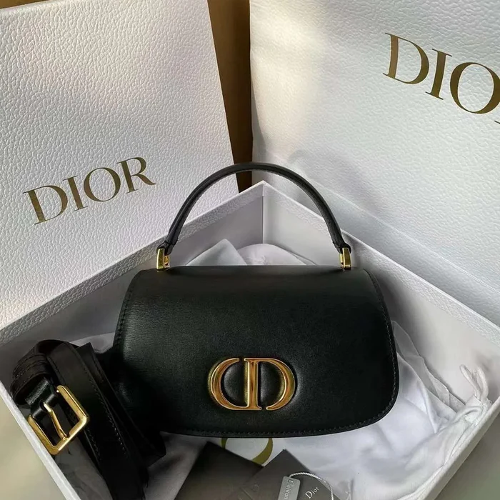 Dior 30 Montaigne Avenue Medium Top Handle Tas