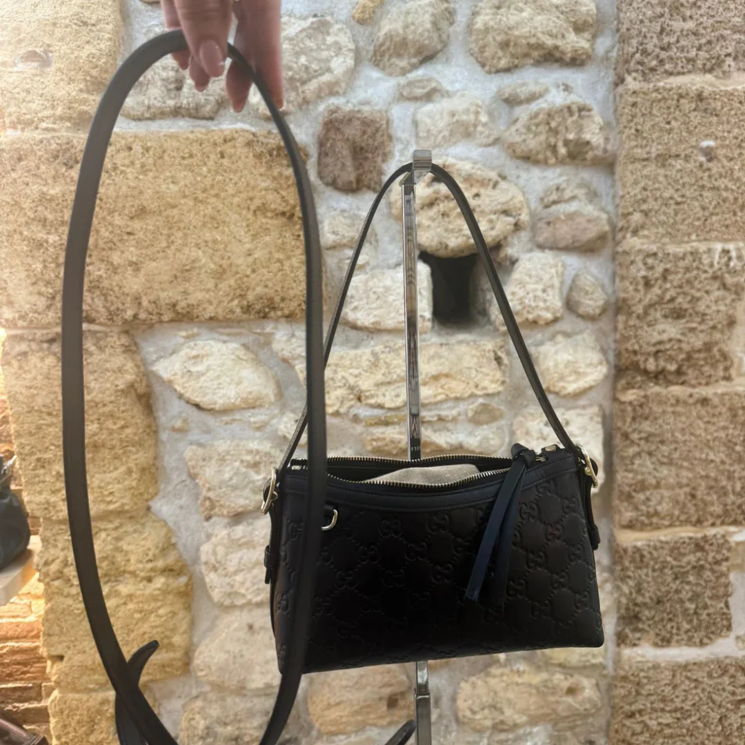 Gucci – Medium GG Emblem schoudertas