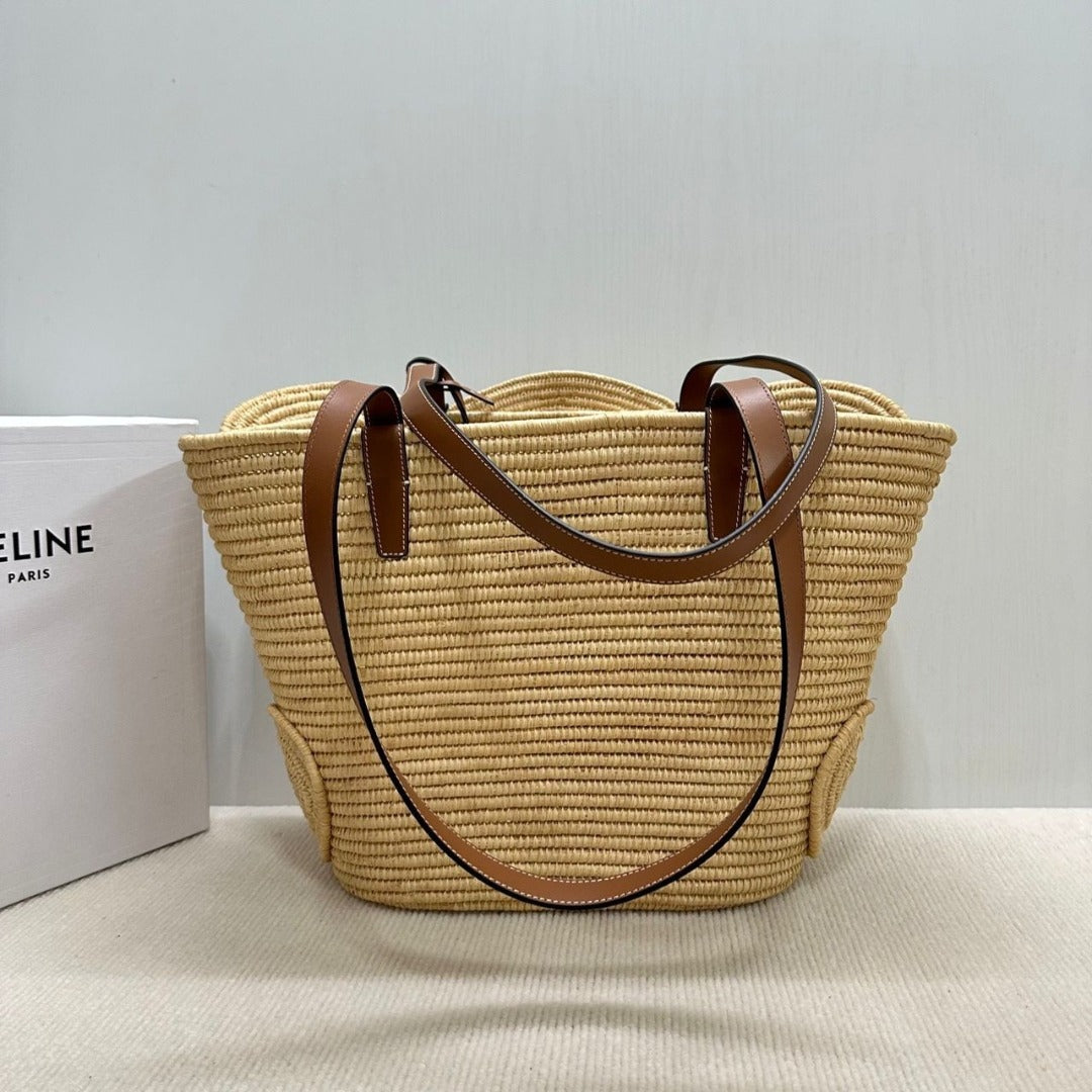 Celine Classic Small Basket met Geweven Triomphe in Raffia en Kalfsleer