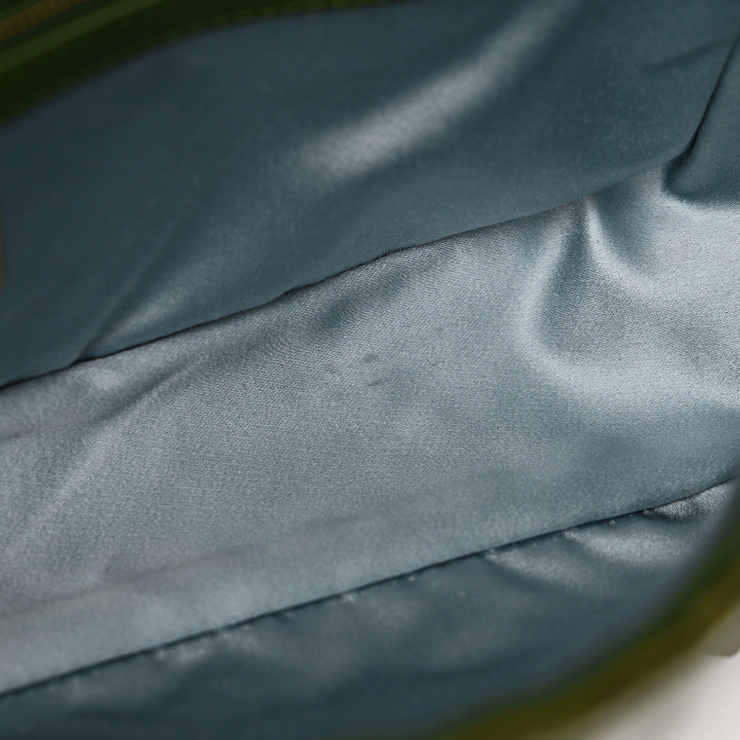 Fendi – Baguette Tas in Groen Leer met Pailletten