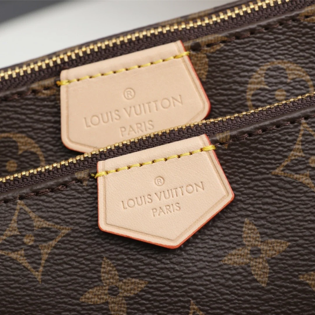 Louis Vuitton – Multi Pochette Accessoires