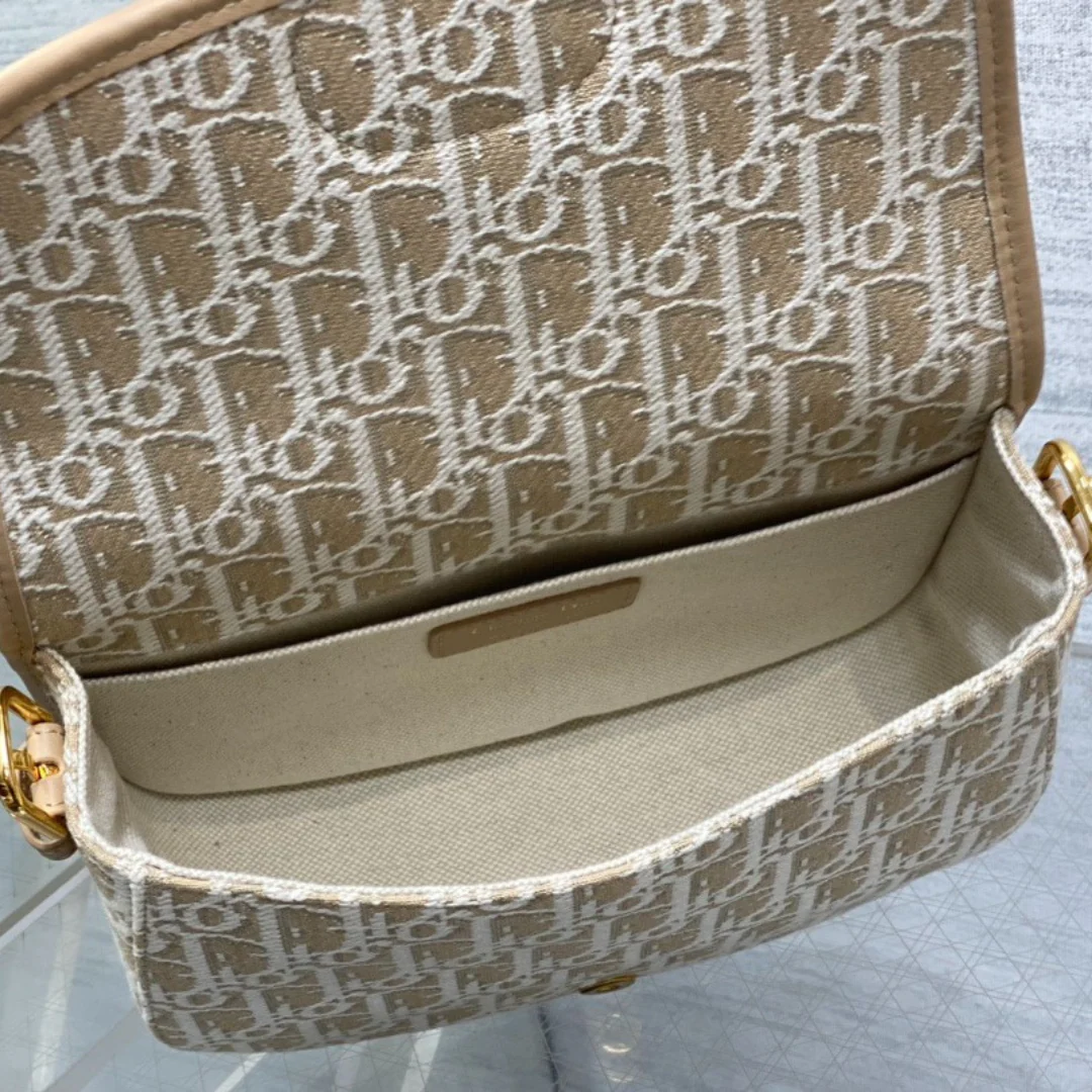 Dior Bobby Medium Tas