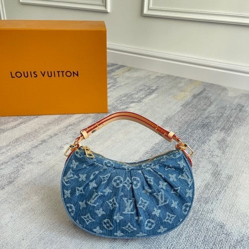 Louis Vuitton – Pochette Valley Collectie