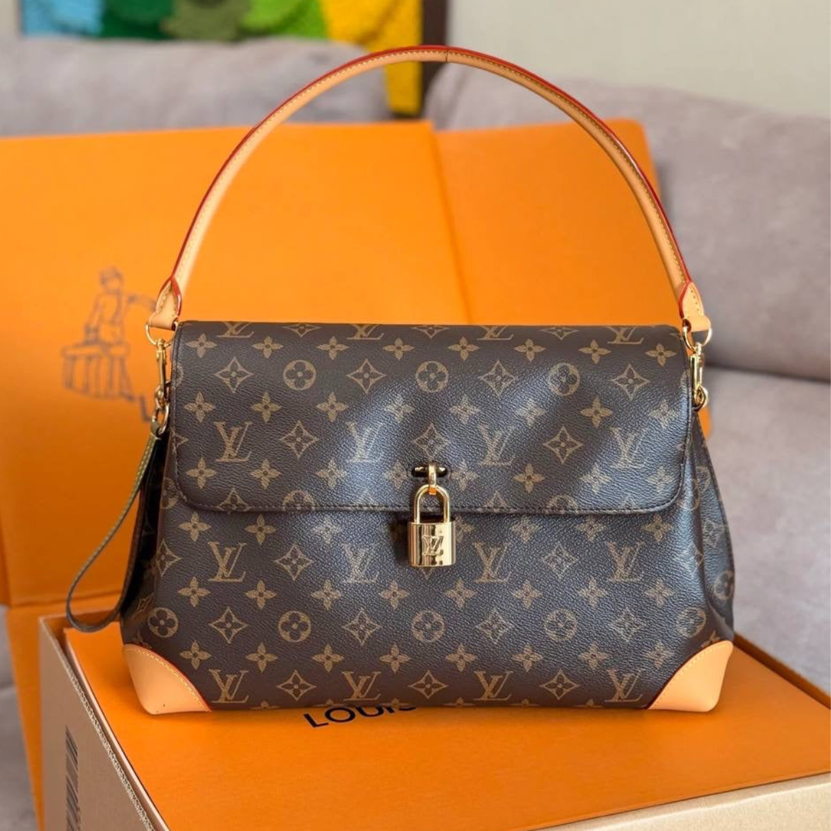 Louis Vuitton – Hide Away MM-tas