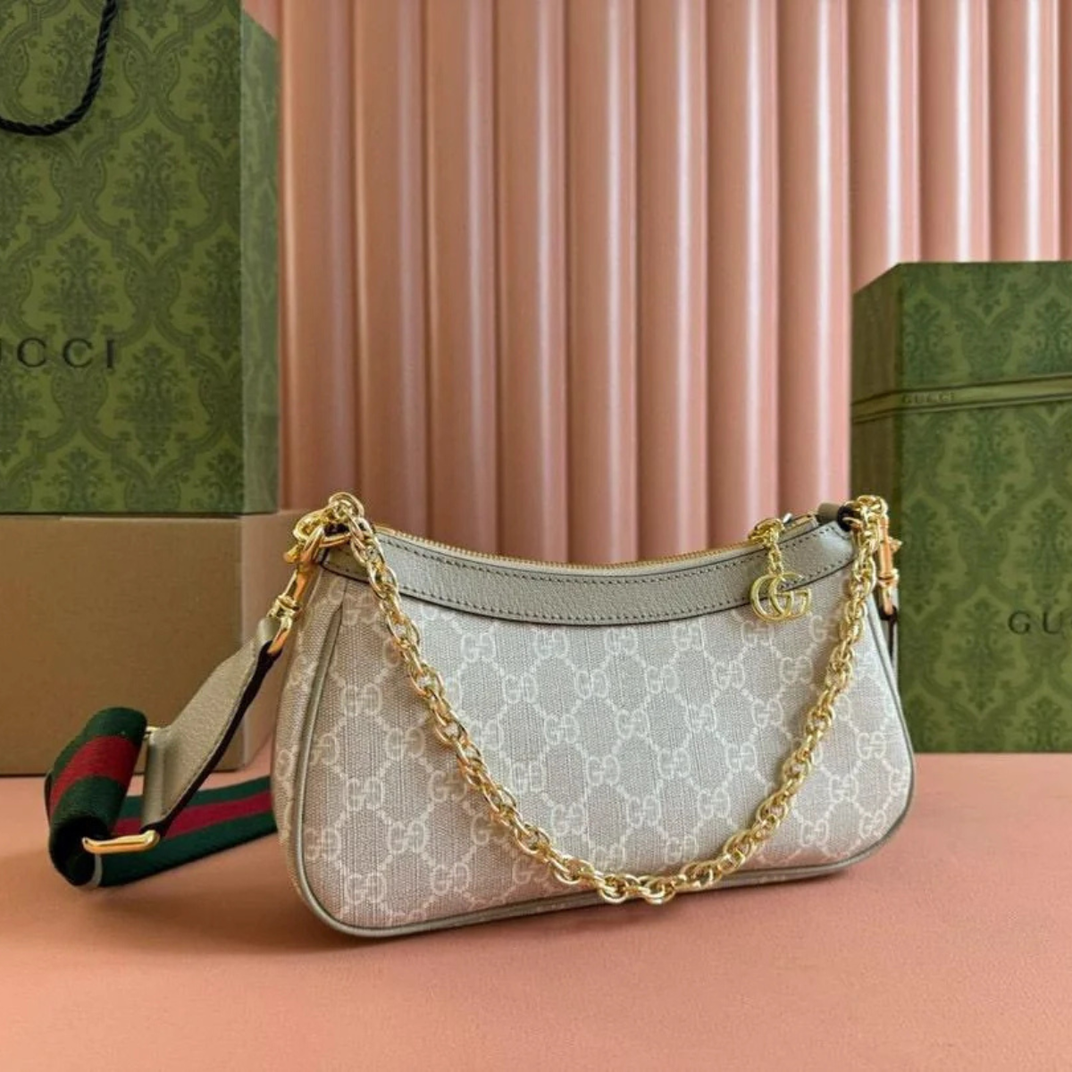 Gucci – Ophidia Mini Bag