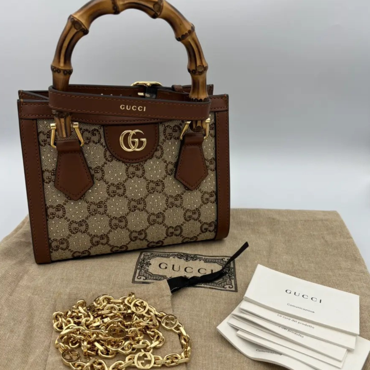 Gucci – Diana Small Tote Bag met Kristallen