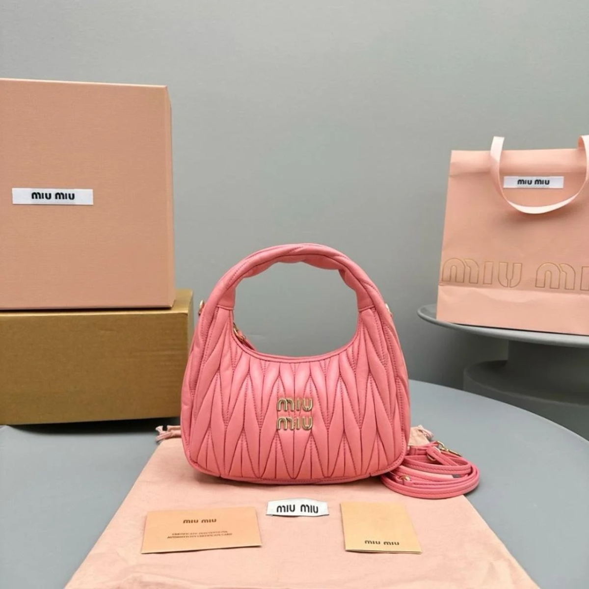 Miu Miu – Wander schoudertas in matelassé nappa-leer