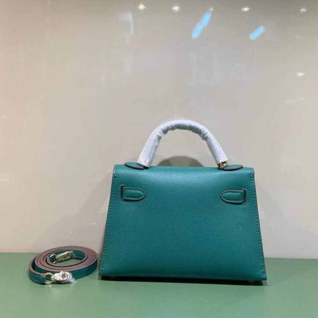 Hermès – Kelly 20-tas in groen met goudkleurige hardware