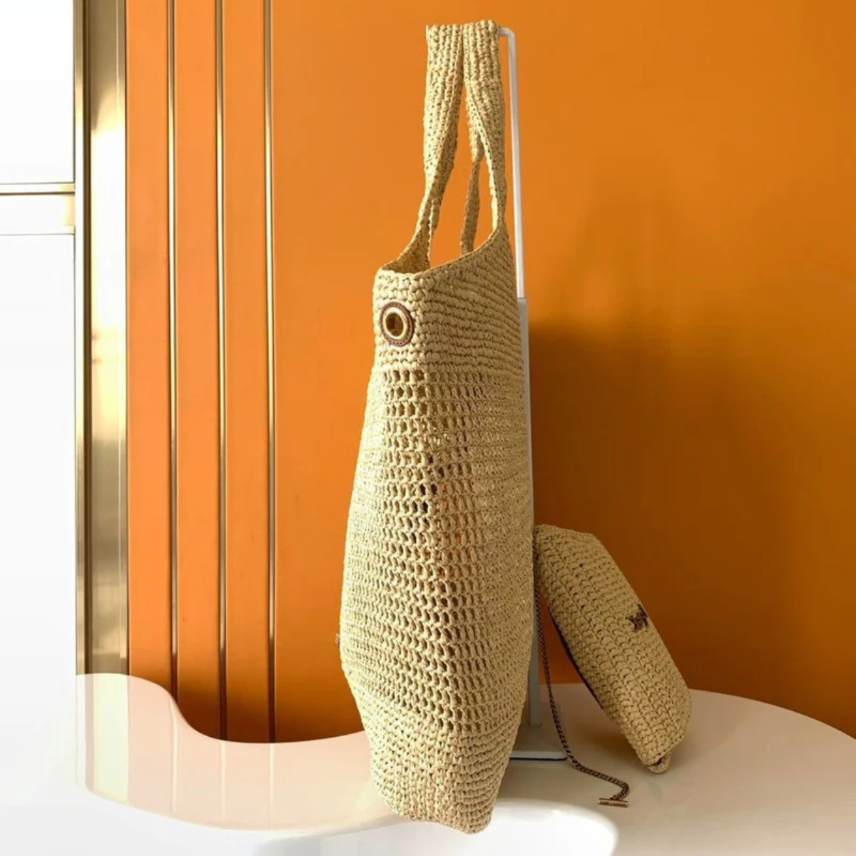 Yves Saint Laurent – Icare-tas in raffia