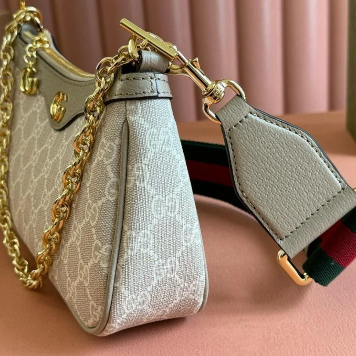 Gucci – Ophidia Mini Bag
