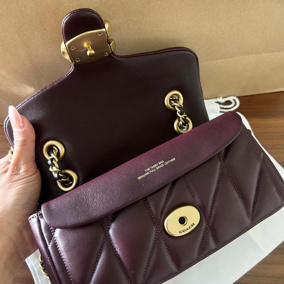 Coach Tabby Schoudertas 26 met Quilting in Donkerbruin