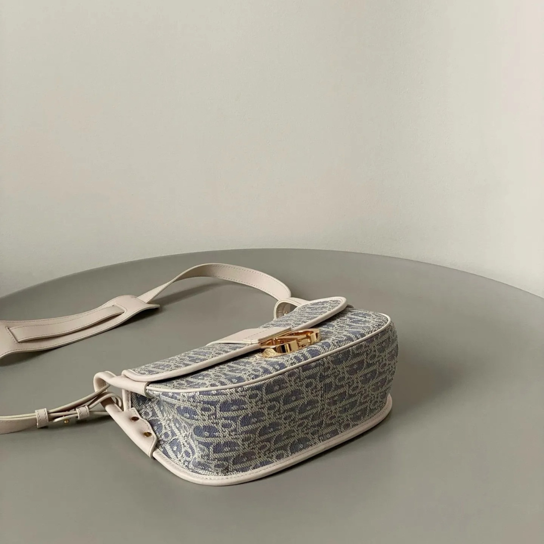 Dior 30 Montaigne Medium Satchel Tas