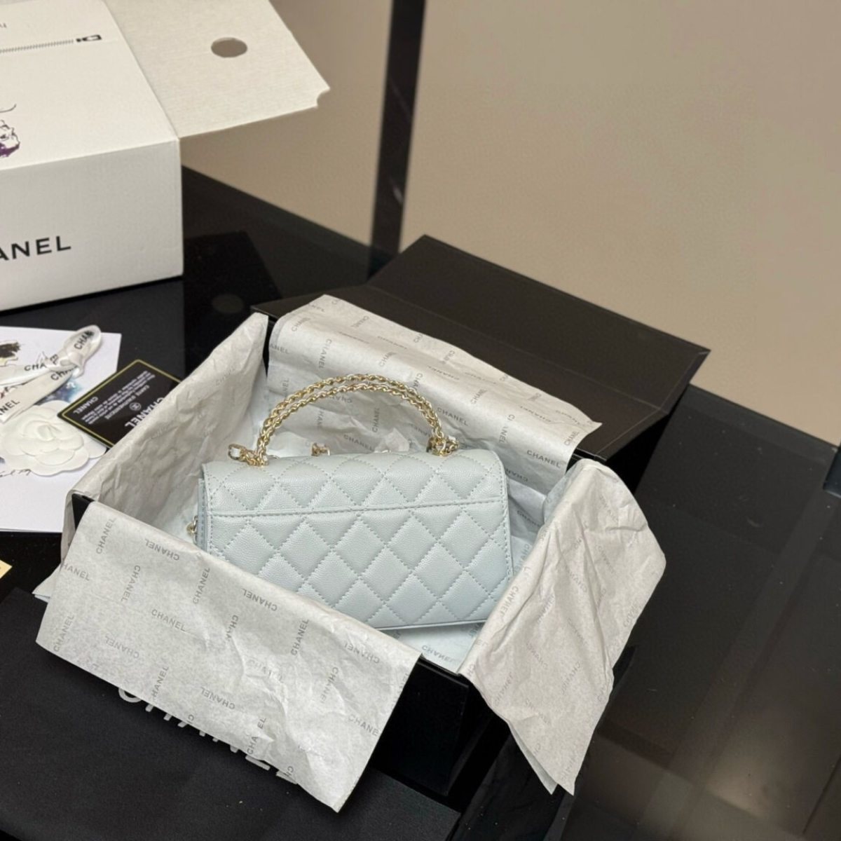 Chanel Classic Flap Tas – Ice Grey