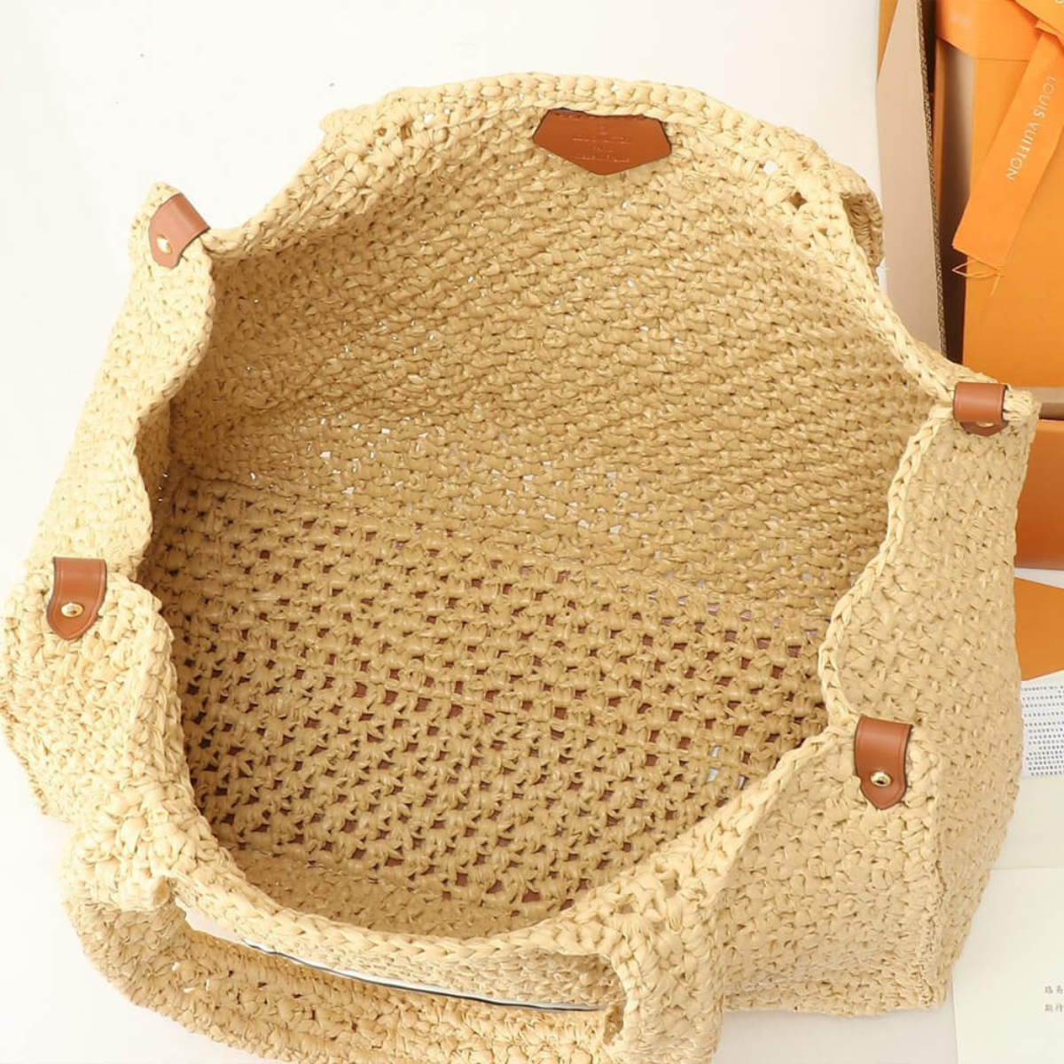 Louis Vuitton – By The Pool Raffia OnTheGo MM-tas