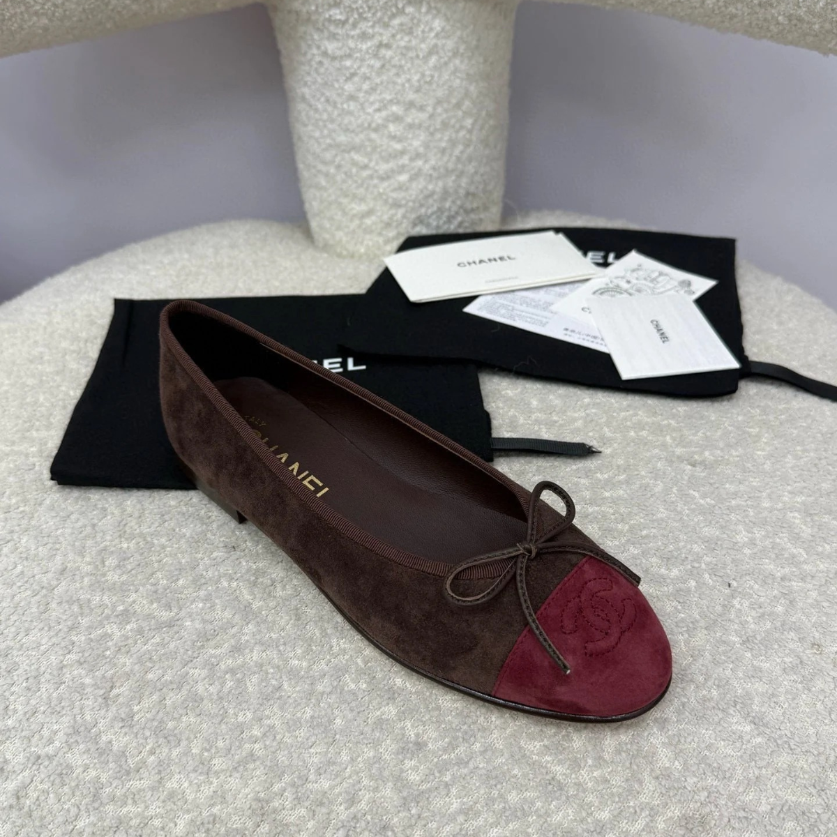 Chanel 25A Ballet Flats Donkerrood Chocolade Suède