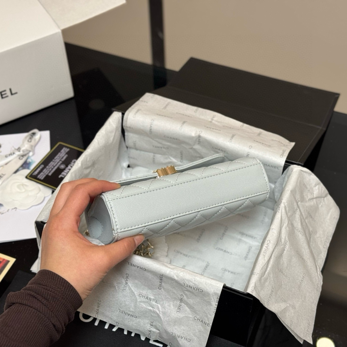 Chanel Classic Flap Tas – Ice Grey