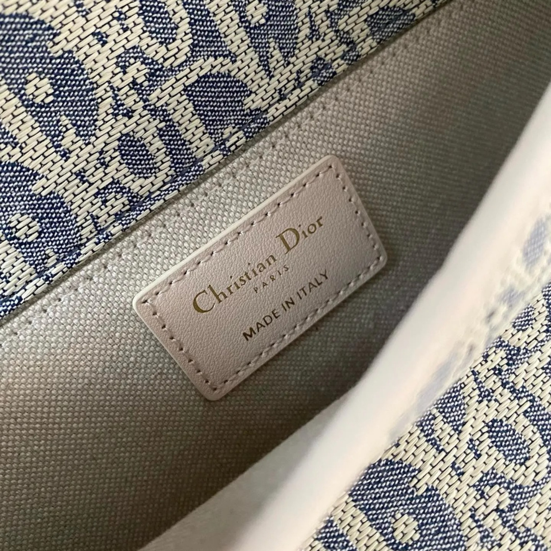 Dior 30 Montaigne Medium Satchel Tas