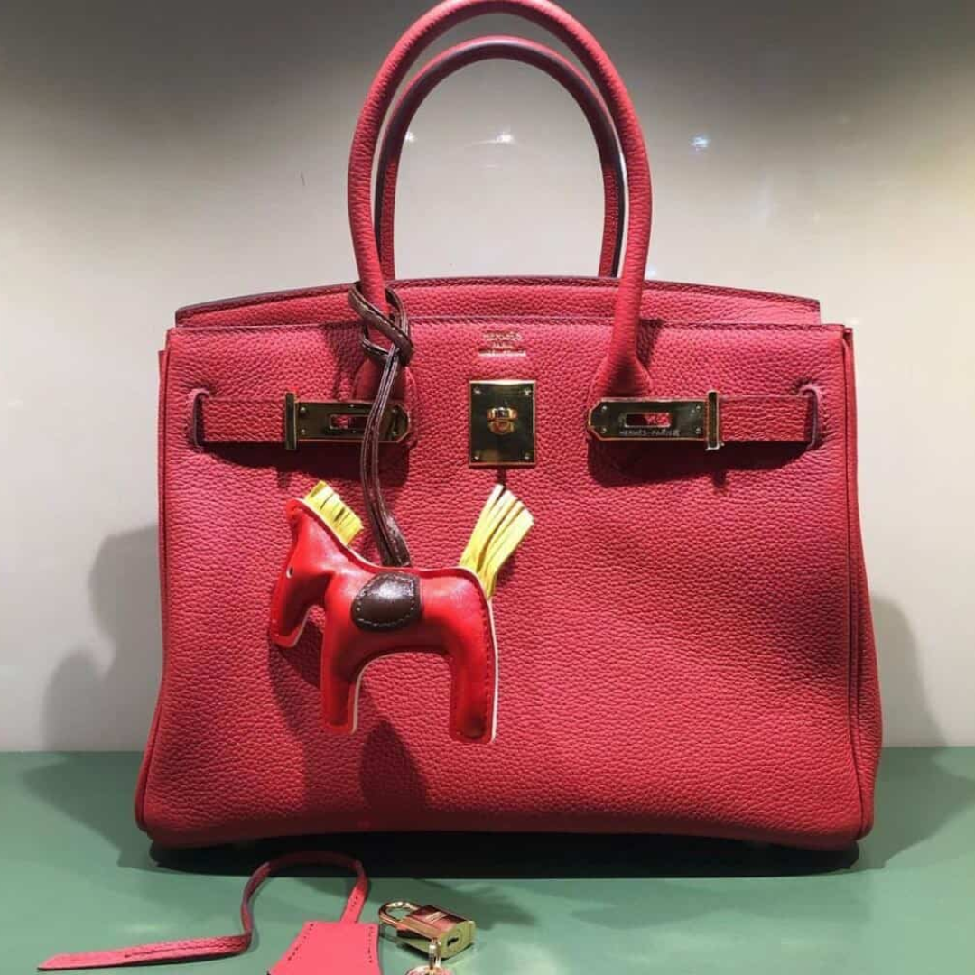 Hermès – Birkin 30-tas in rood met goudkleurige hardware