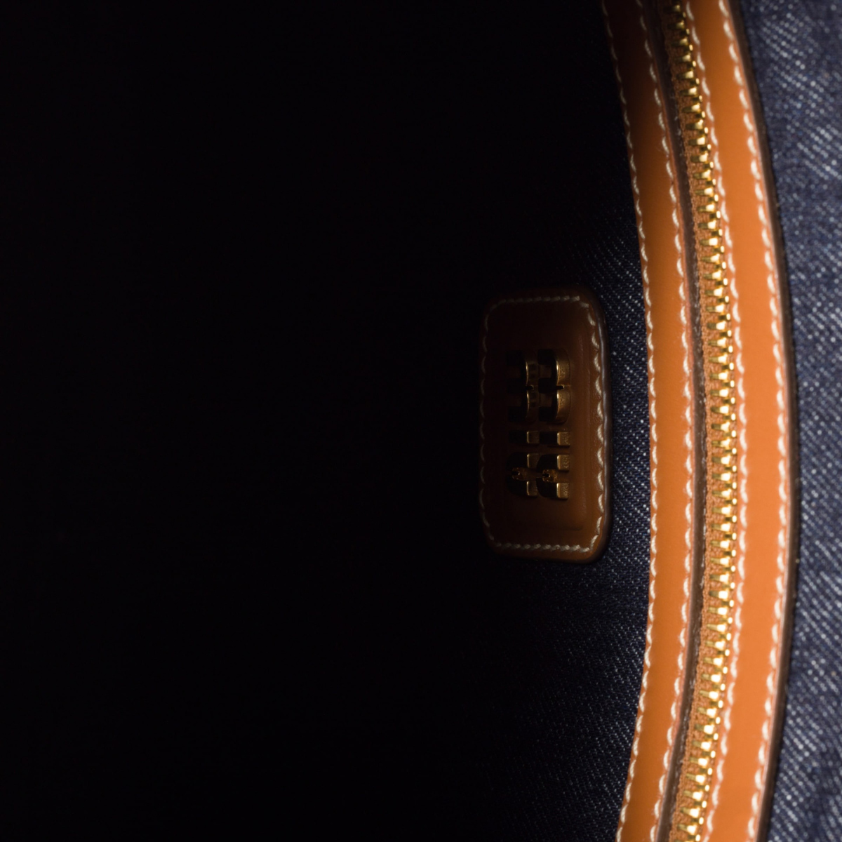 Miu Miu – Ivy-tas in denim