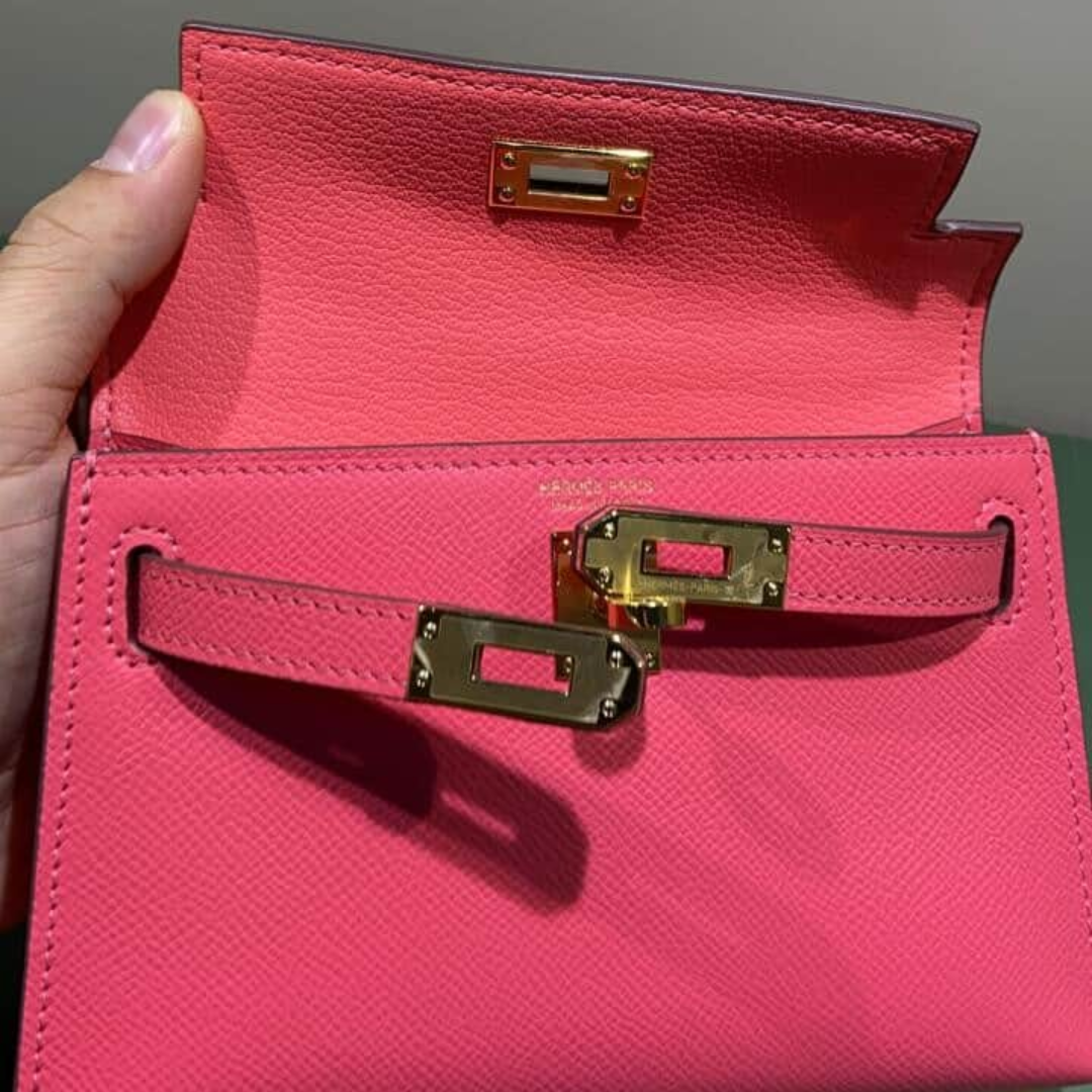 Hermès – Kelly 20-tas in roze met goudkleurige hardware