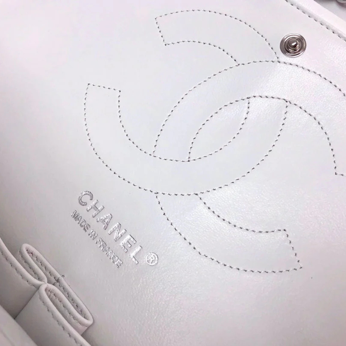 Chanel Classic Single Flap Tas – Off White