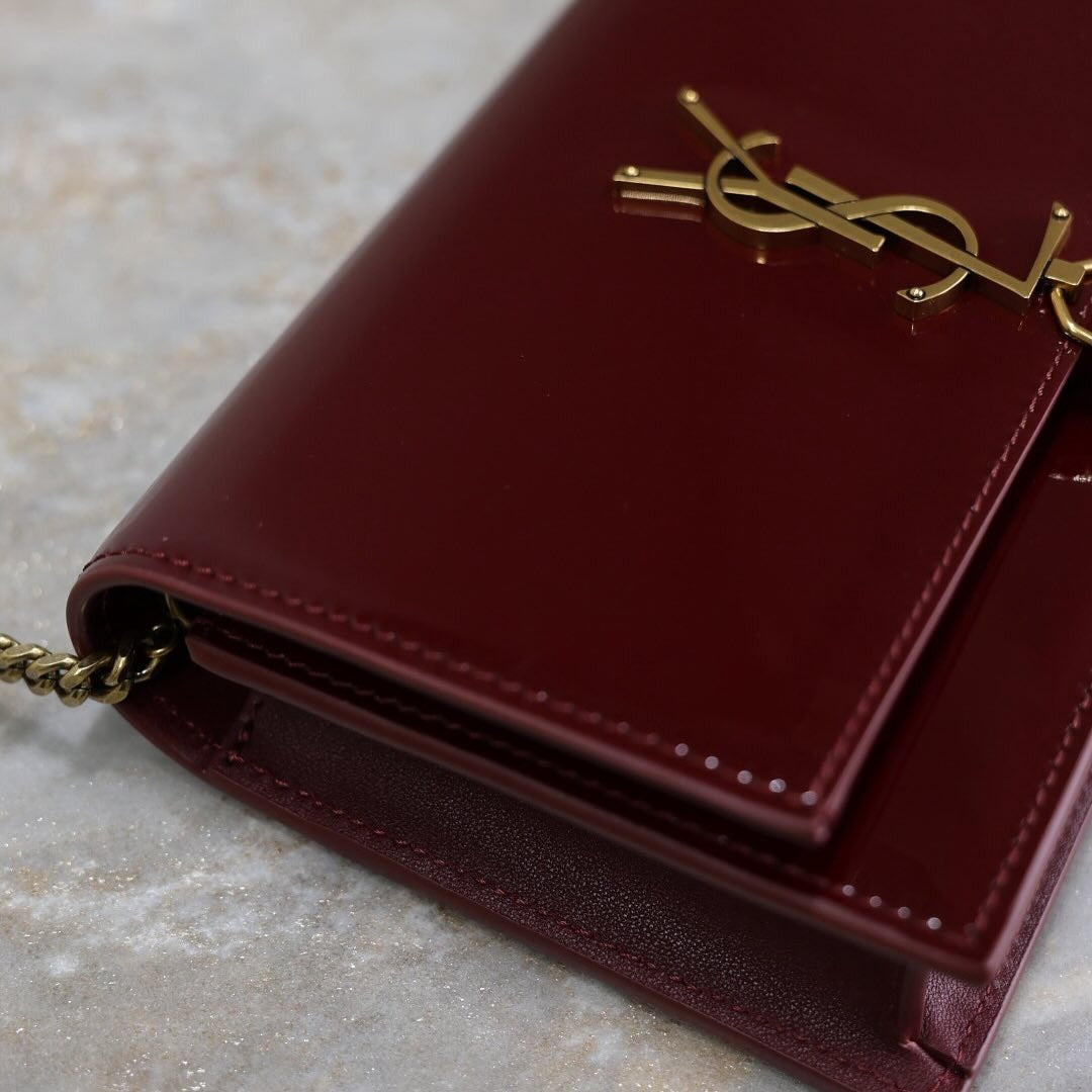 Yves Saint Laurent – Kate Small-tas in lakleer