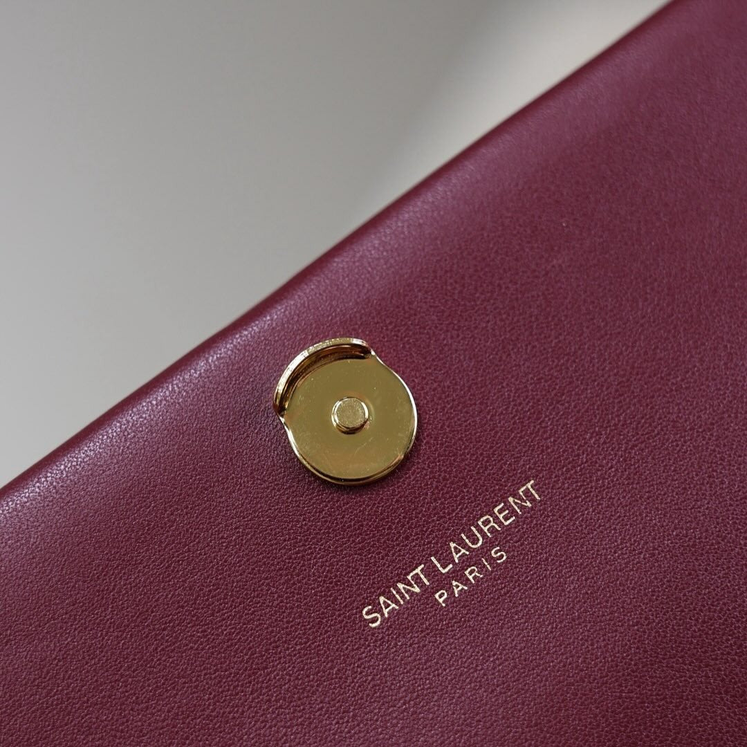 Yves Saint Laurent – Kate Small-tas in lakleer