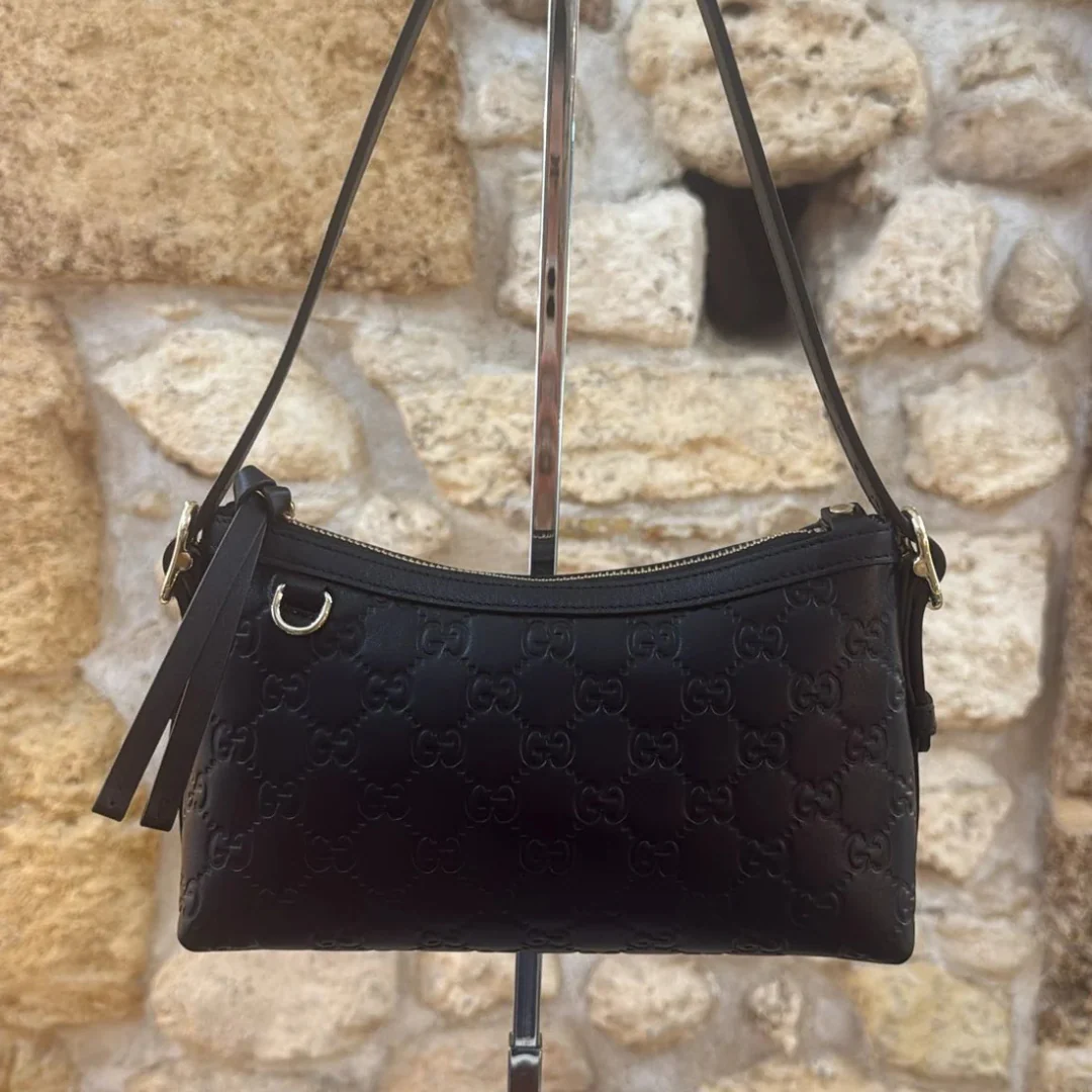 Gucci – Medium GG Emblem schoudertas