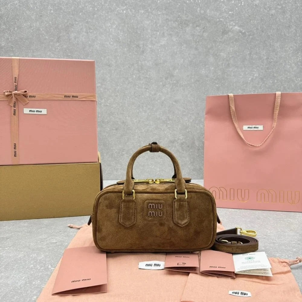 Miu Miu – Arcadie gewatteerde shopper