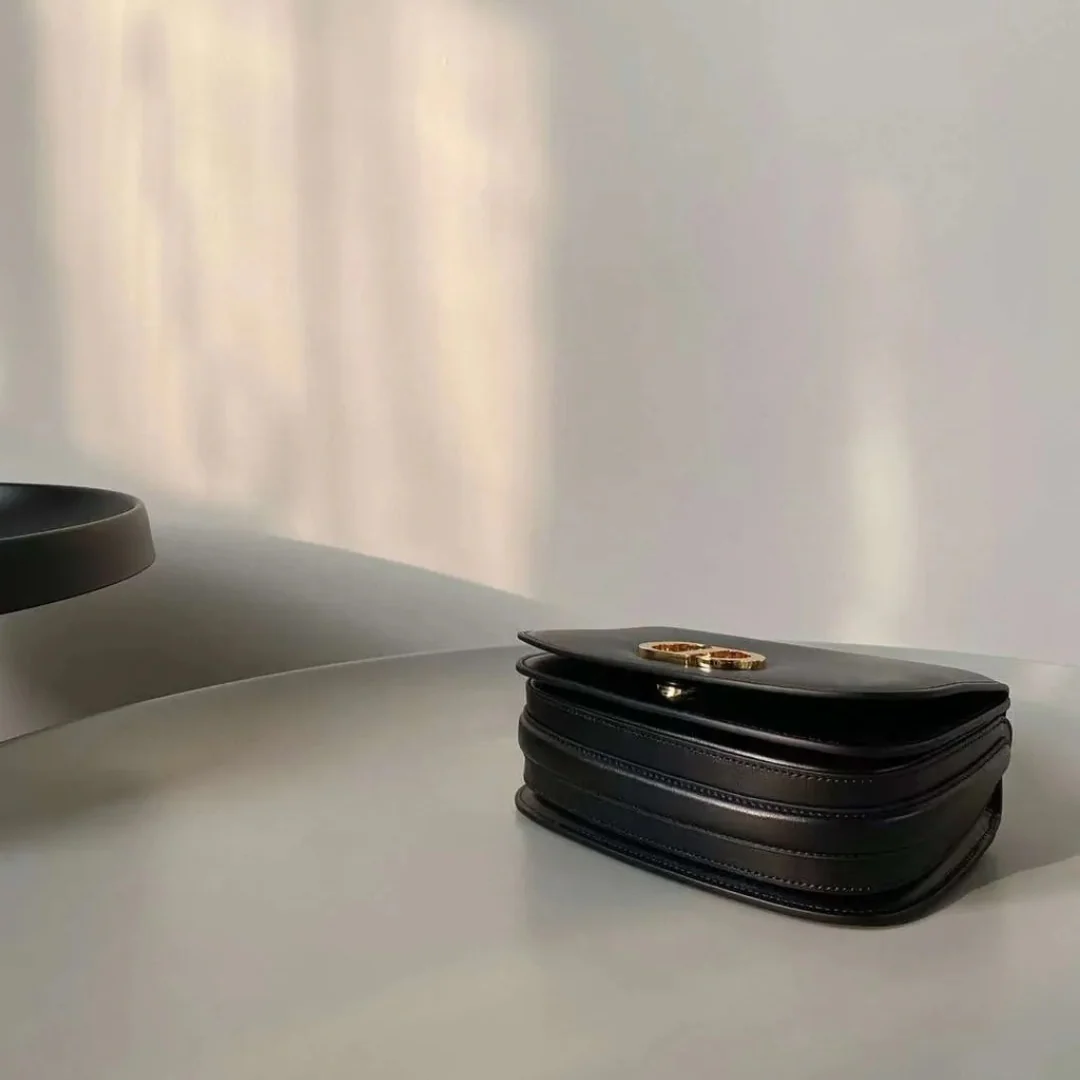 Dior 30 Montaigne Avenue Medium Top Handle Tas