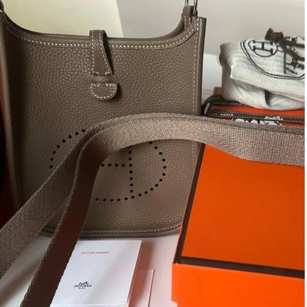 Hermès – Évelyne III 29 Tas