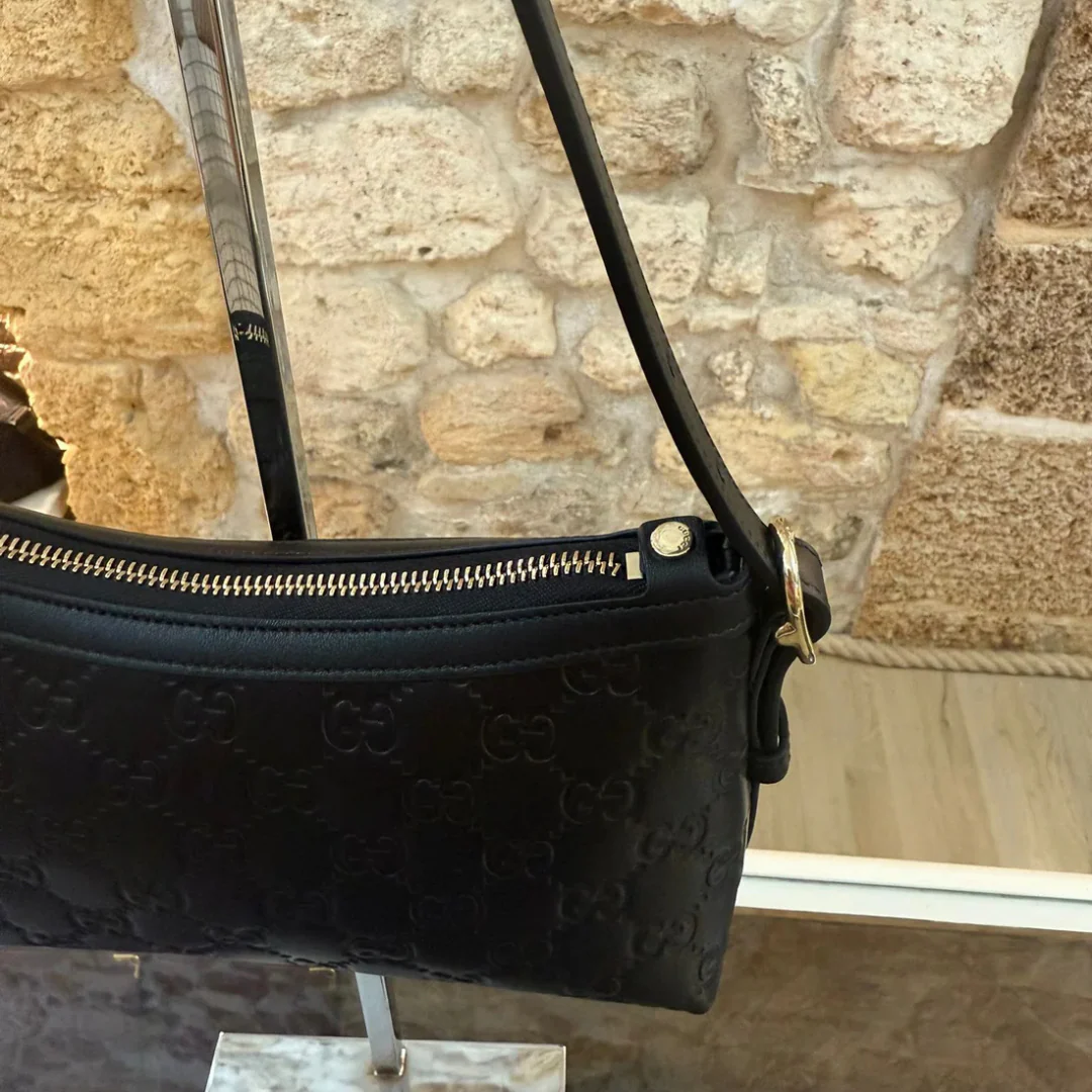 Gucci – Medium GG Emblem schoudertas