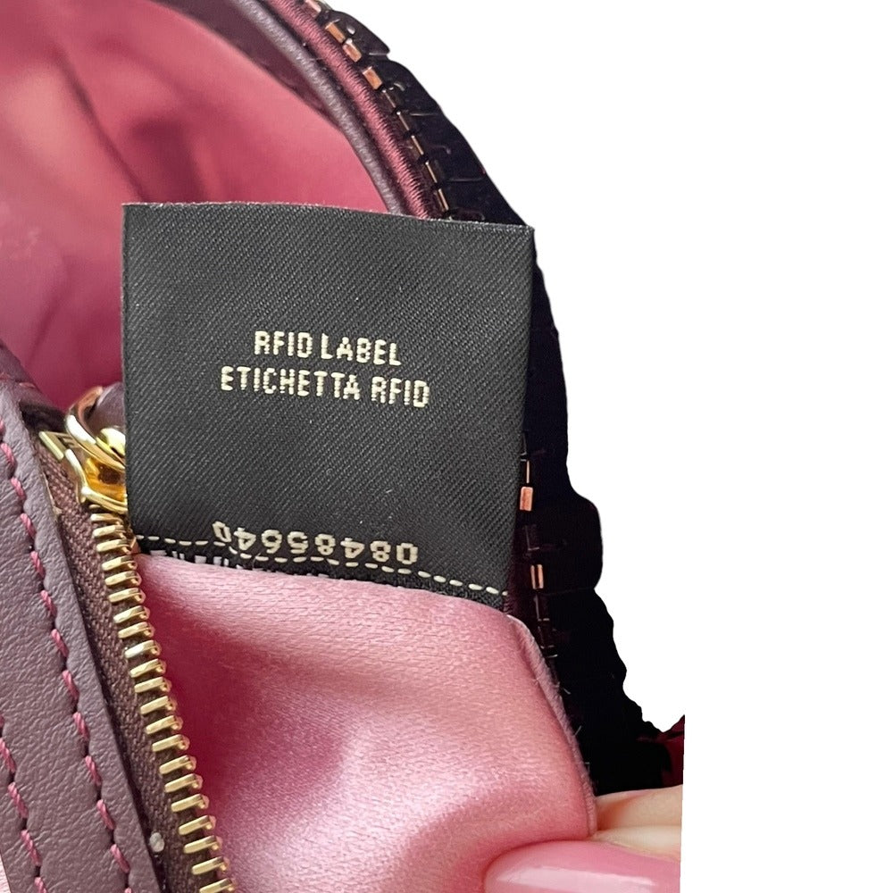 Fendi – Baguette Tas in Rode Pailletten