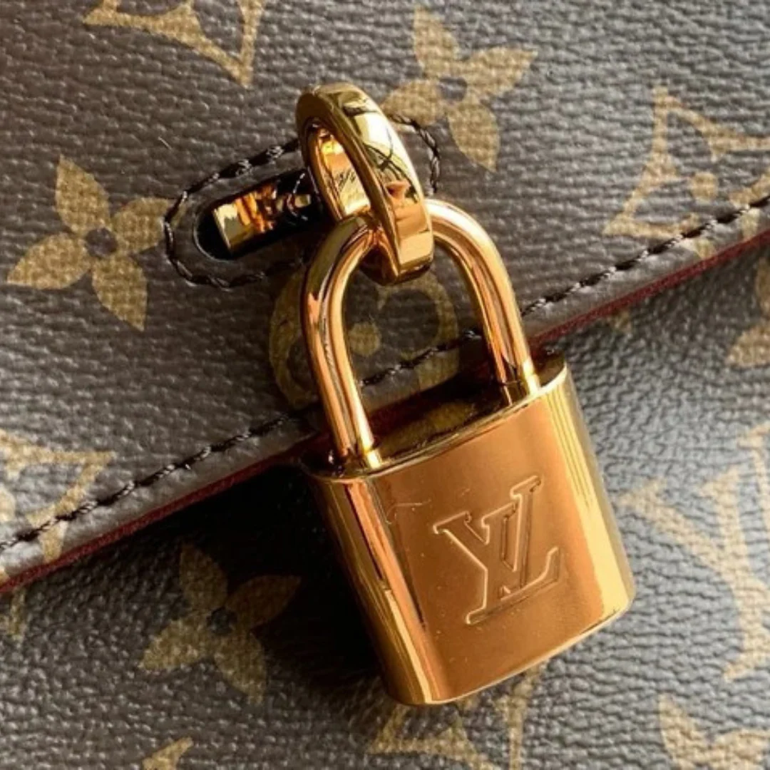 Louis Vuitton – Hide Away MM-tas